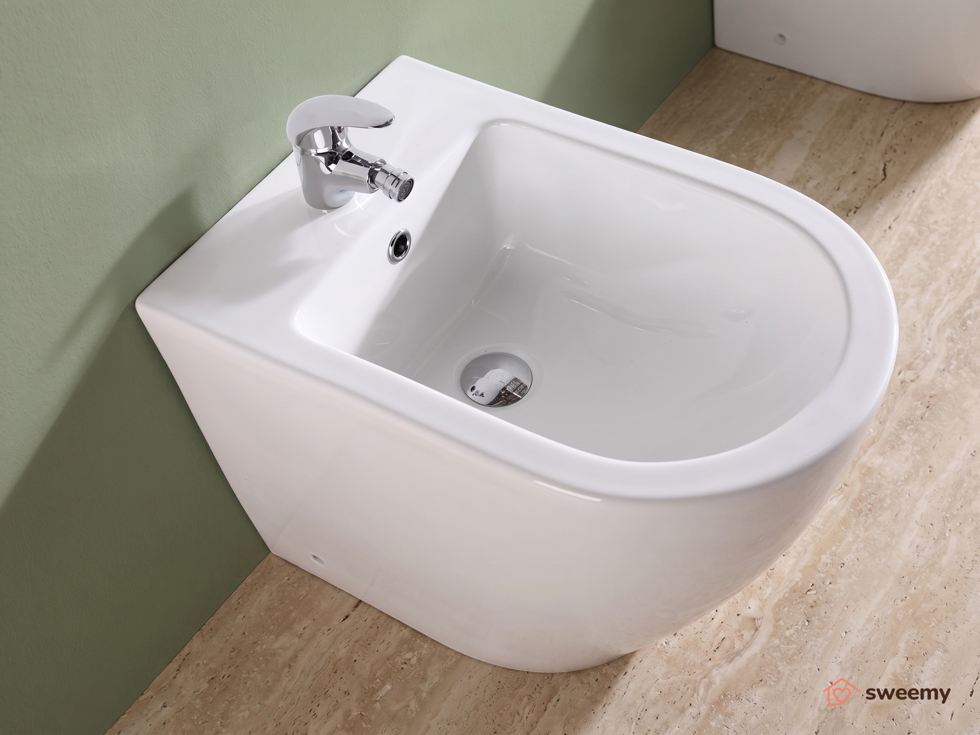 Coppia sanitari a terra SWY-Bent, rimless senza brida, filo muro, coprivaso soft close incluso - immagine 4